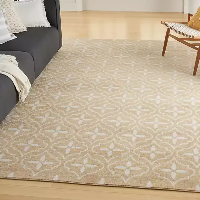 New Kirklands Home Beige & Ivory Quatrefoil Indoor/Outdoor Rug, 5x7