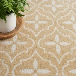 Outlet Kirklands Home Beige & Ivory Quatrefoil Indoor/Outdoor Rug, 8x10