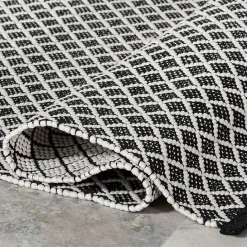 Kirklands Home Black & White Trellis Indoor/Outdoor Rug, 6x9