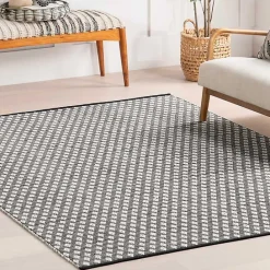 New Kirklands Home Black and Ivory Dainty Diamond Area Rug, 4x6