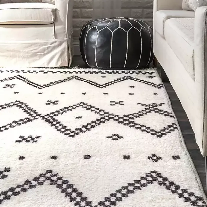Hot Kirklands Home Black and White Tracy Fringed Area Rug, 8x10