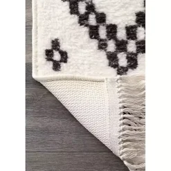 Hot Kirklands Home Black and White Tracy Fringed Area Rug, 8x10