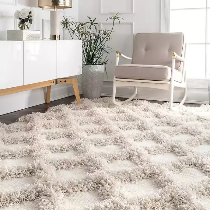 Kirklands Home Francis Diamond Shaggy Area Rug, 4x6 White
