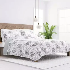 Best Kirklands Home Gray Patchwork Reversible 3-pc. King Quilt Set