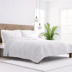 Outlet Kirklands Home Gray Scalloped Reversible 3-pc. Queen Quilt Set