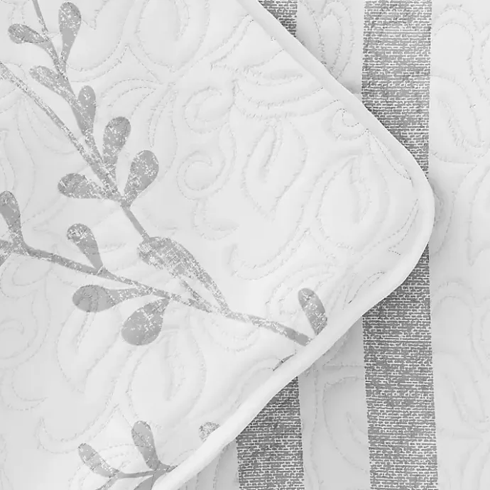 New Kirklands Home Gray Vines Reversible 3-pc. Queen Quilt Set