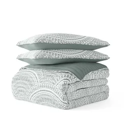 Kirklands Home Green Scalloped Reversible 3-pc. King Quilt Set