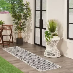 Clearance Kirklands Home Ivory & Black Quatrefoil Indoor/Outdoor Runner