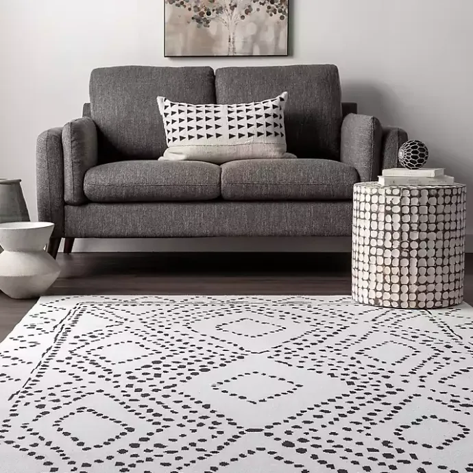 Outlet Kirklands Home Ivory and Black Diamond Washable Area Rug, 4x6
