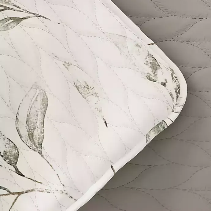 New Kirklands Home Watercolor Leaves Reversible 2-pc. Twin Quilt Set