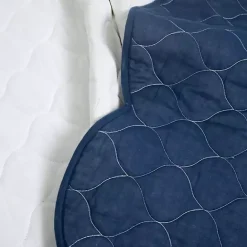 Clearance Kirklands Home White and Navy Scallop 3-pc. Full/Queen Quilt Set