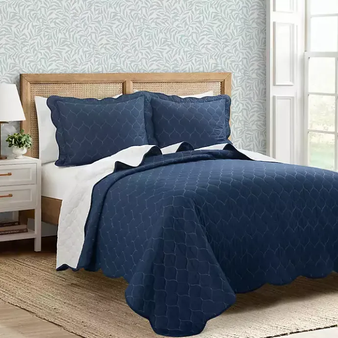 Discount Kirklands Home White and Navy Scallop 3-pc. King Quilt Set