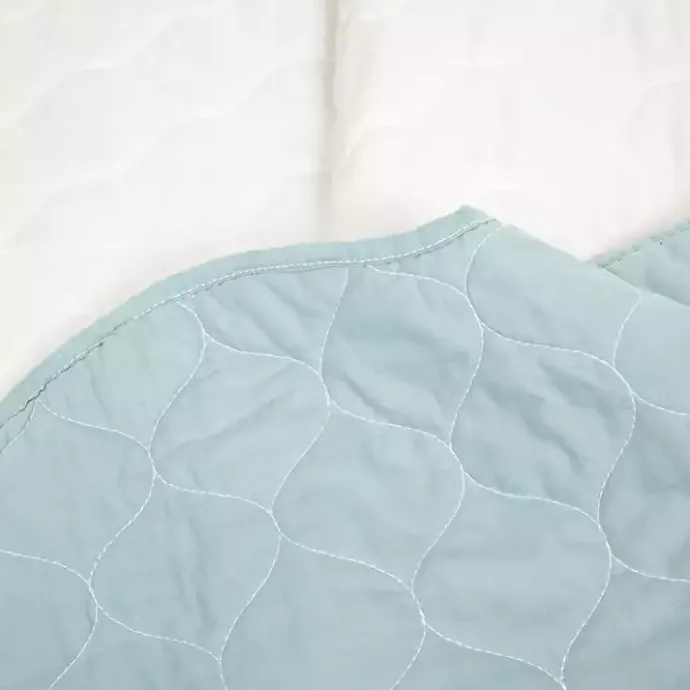 Hot Kirklands Home White and Teal Scallop 3-pc. King Quilt Set