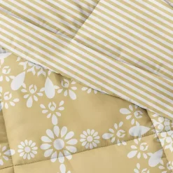 Clearance Kirklands Home Daisy Medallion King 3-pc. Comforter Set Yellow